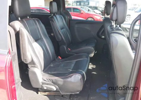 2019 Dodge Grand Caravan Gt from USA, damaged, VIN 2C4RDGEG9KR618923